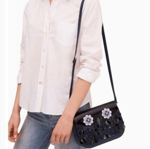 💙🔹️Kate Spade 🔹️medium flap Nightcap Zipper crossbody + key chain bundle